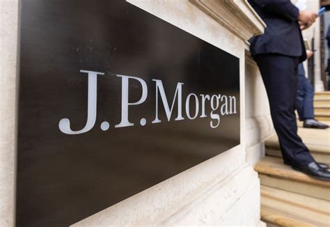 Traditionally, people have held a savings account at. . Jp morgan high yield savings